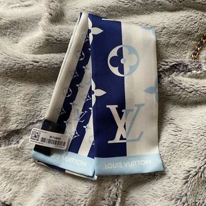 ❌GONE❌Louis Vuitton bandeau limited edition new